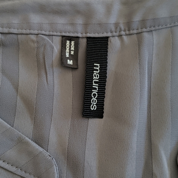 EUC Maurices | Grey Tunic - Picture 8 of 8